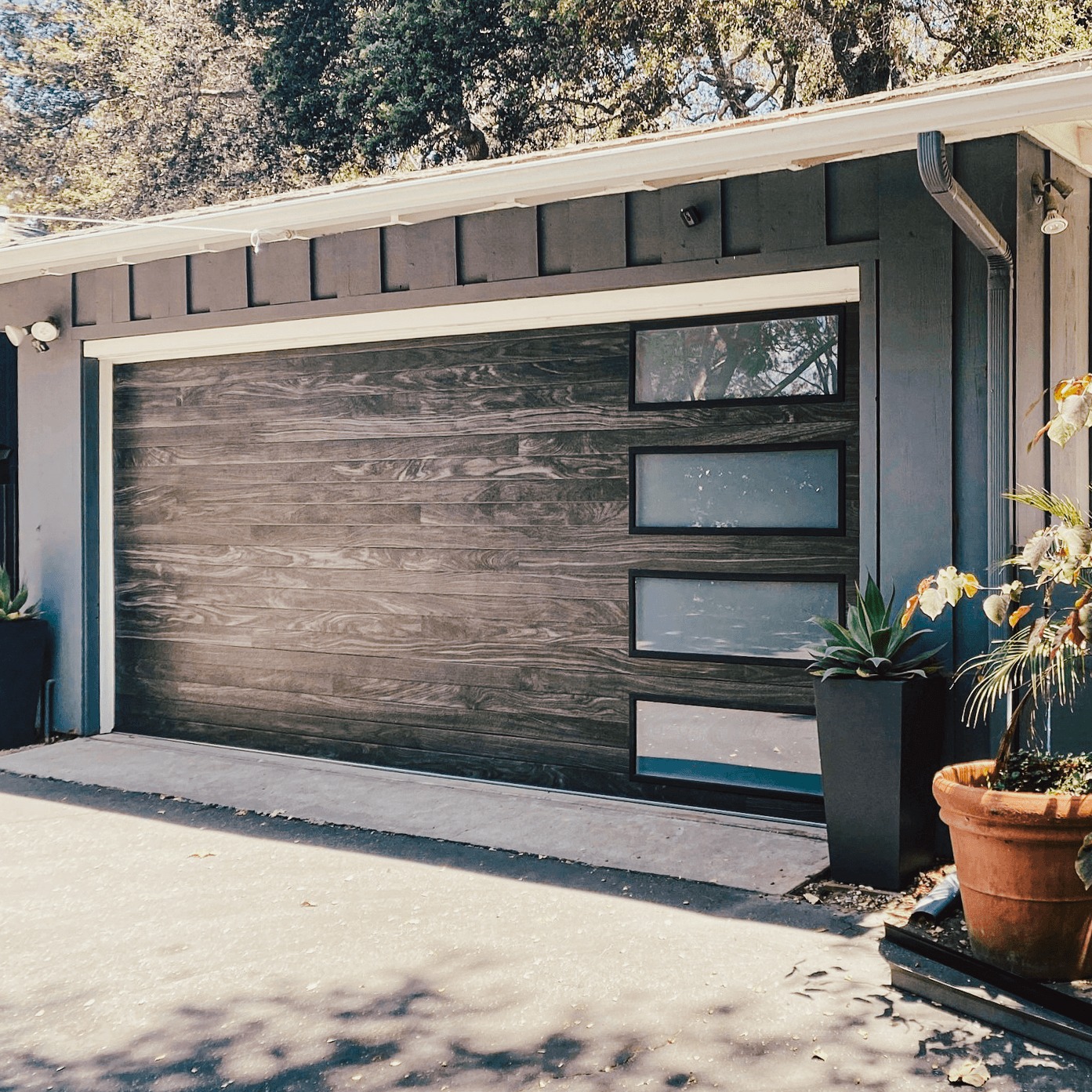 About Benny Garage Door Repair